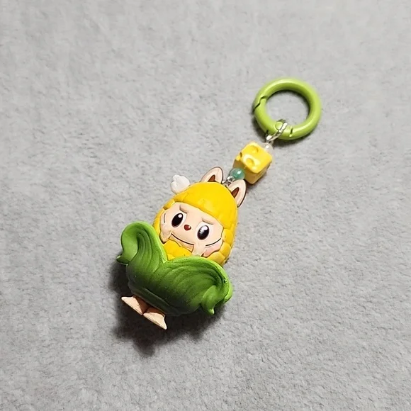 Cute Labubu Keychain - Picture 4 of 4